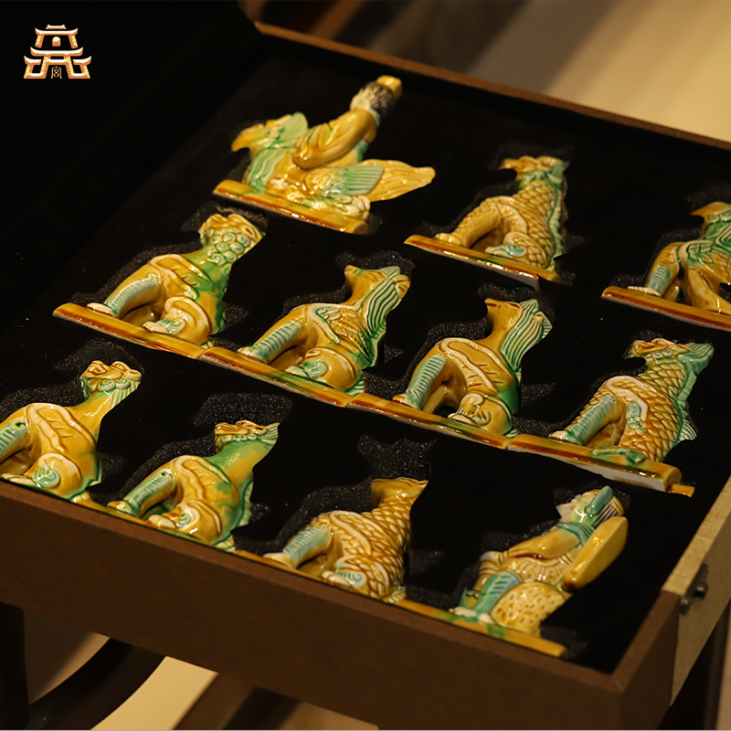 Thangka Buddha Imperial Ridge Beasts: Handcrafted Glass Roof-Ridge Ornament Set - Thangka Buddha - 