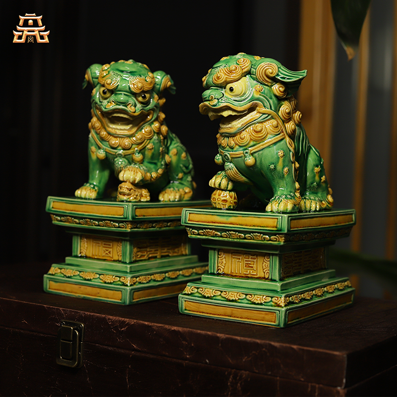 hangka Buddha Handcrafted Liuli Green Lions(L) - A Symbol of Wisdom and Protection - Thangka Buddha - 