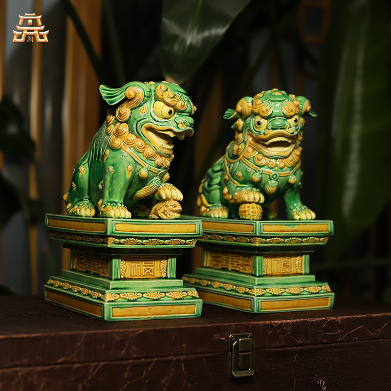 hangka Buddha Handcrafted Liuli Green Lions(L) - A Symbol of Wisdom and Protection - Thangka Buddha - 